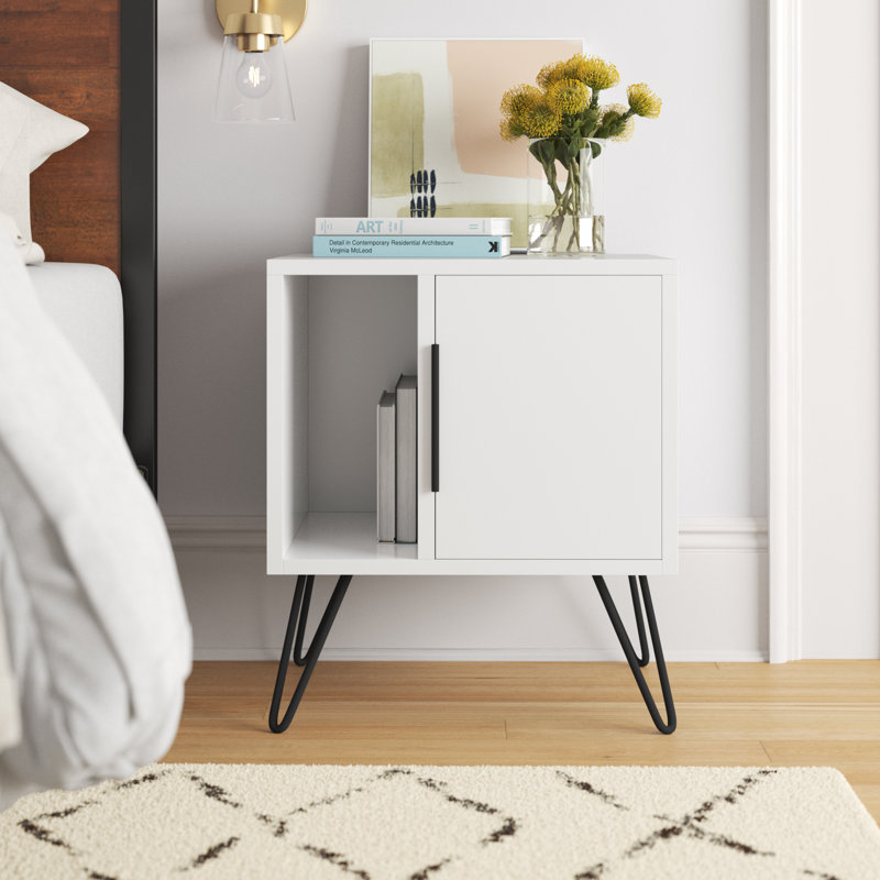 Bedelia Bedside Table, White