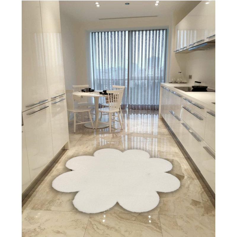 Premium 100% Polyester Carpet, 31.5 x 31.5 Inches, White | 20 mm Pile Height, Non-Slip Plush Underside | Antibacterial, Anti-Allergenic, Antistatic, Machine Washable at 86°F | Ideal for Home & Office Decor