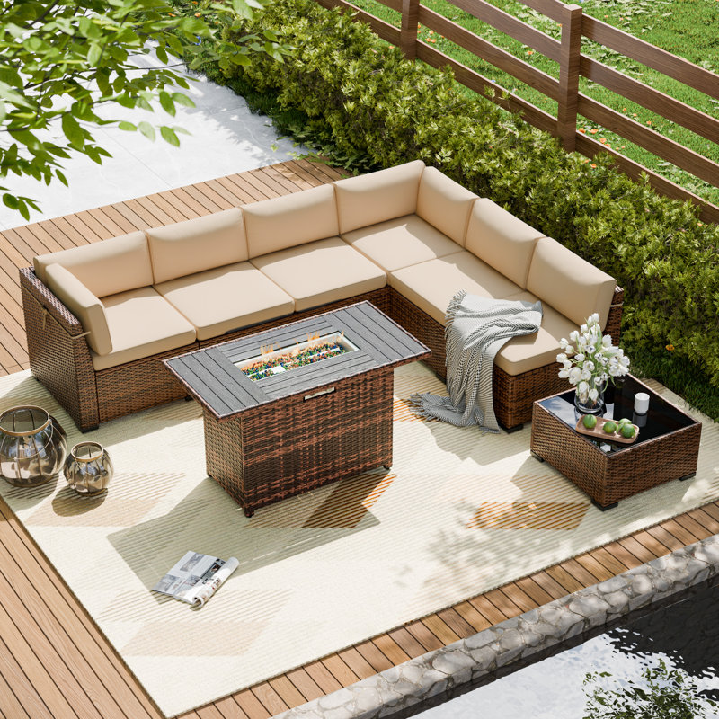 Ensemble de conversation modulaire d'extérieur en osier 7 pièces avec table de foyer d'extérieur Treyshun, Beige, Oui