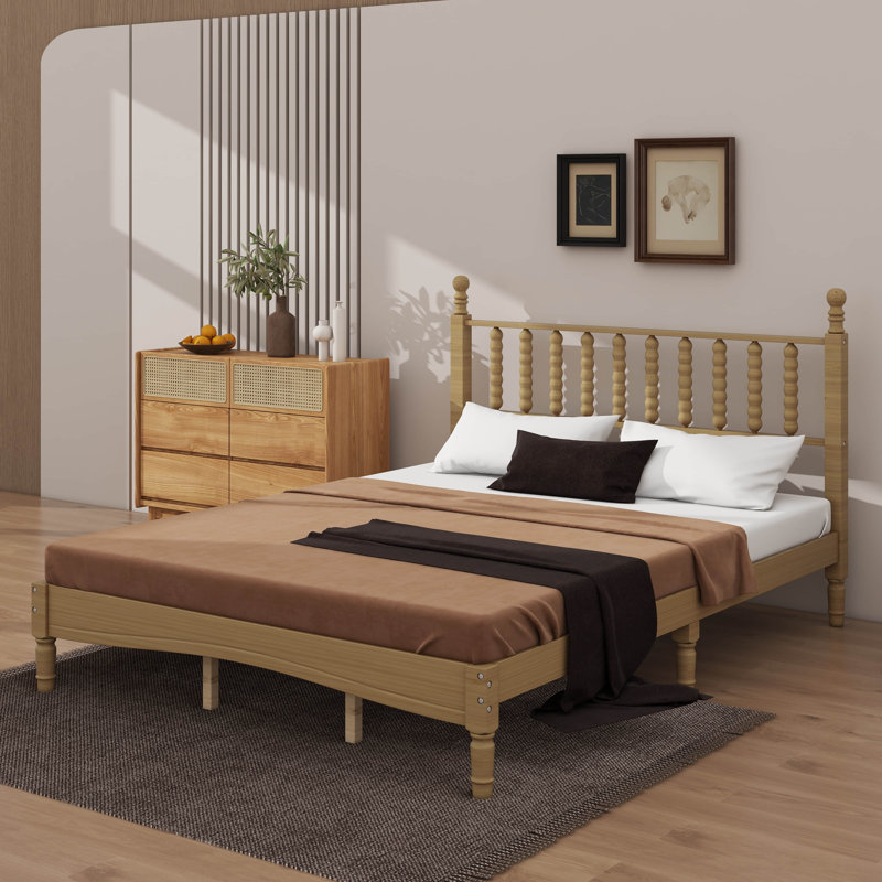 Grand lit plateforme en bois