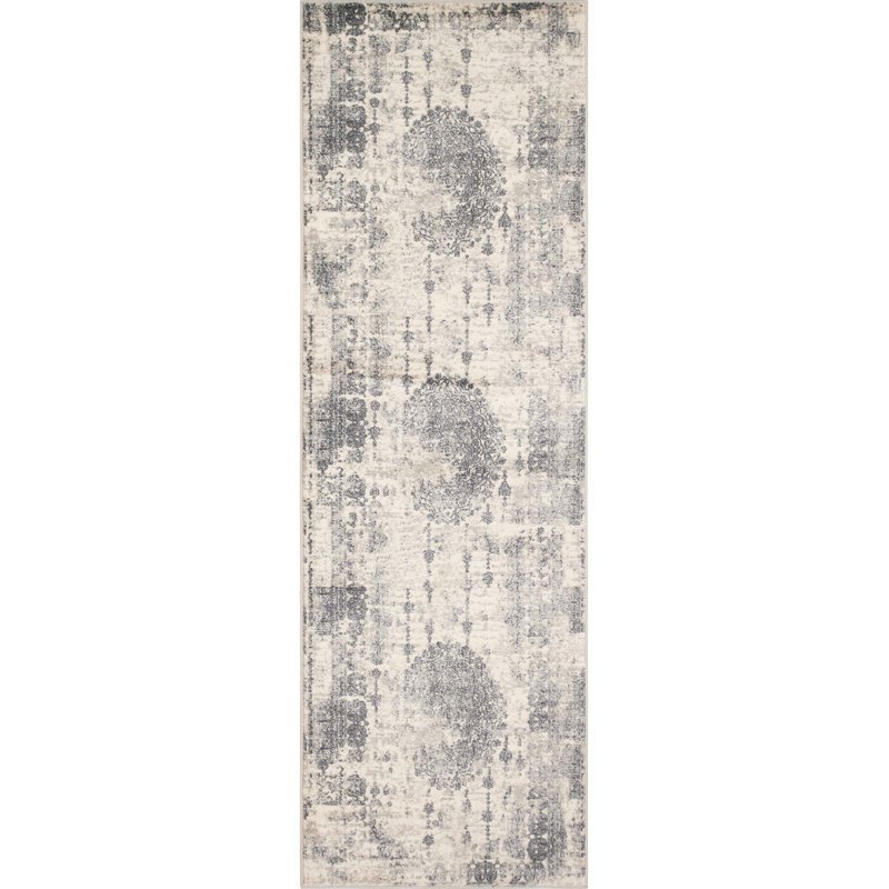 Matias Oriental Indoor Rug, Runner 2'7" x 8'