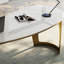 Bureau d'ordinateur simple et moderne-1105843792-1105843794