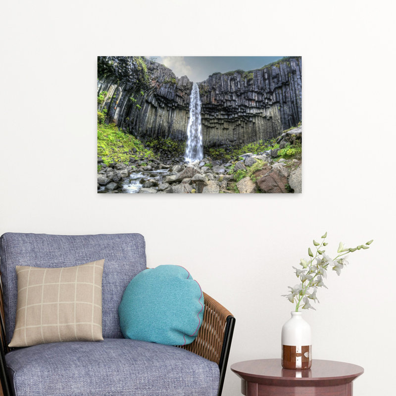 Svartifoss, paysage abstrait contemporain, art naturel, H 16 po x l 24 po