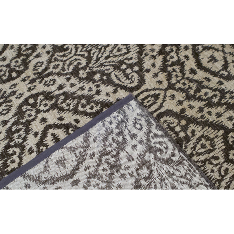 Sultanabad Hand-Knotted High-Quality Ivory and Brown Area Rug