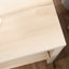 Table de chevet brune, design rustique moderne, grand tiroir avec glissières en métal, tablette ouverte pour le présentoir de chambre à coucher, finition chaleureuse, style, espace de rangement, espace de présentation