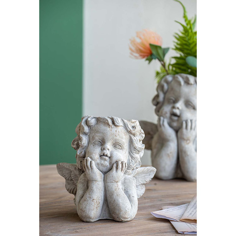 Gunderson Statue Planter, 7.9" H x 6.3" W x 7.9" D