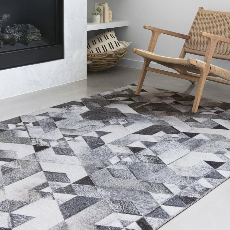 Rogers Geometric Indoor Rug, Rectangle 5' x 7'6"
