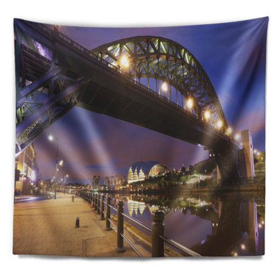 Tapisserie newcastle cityscape ponts over river tyne