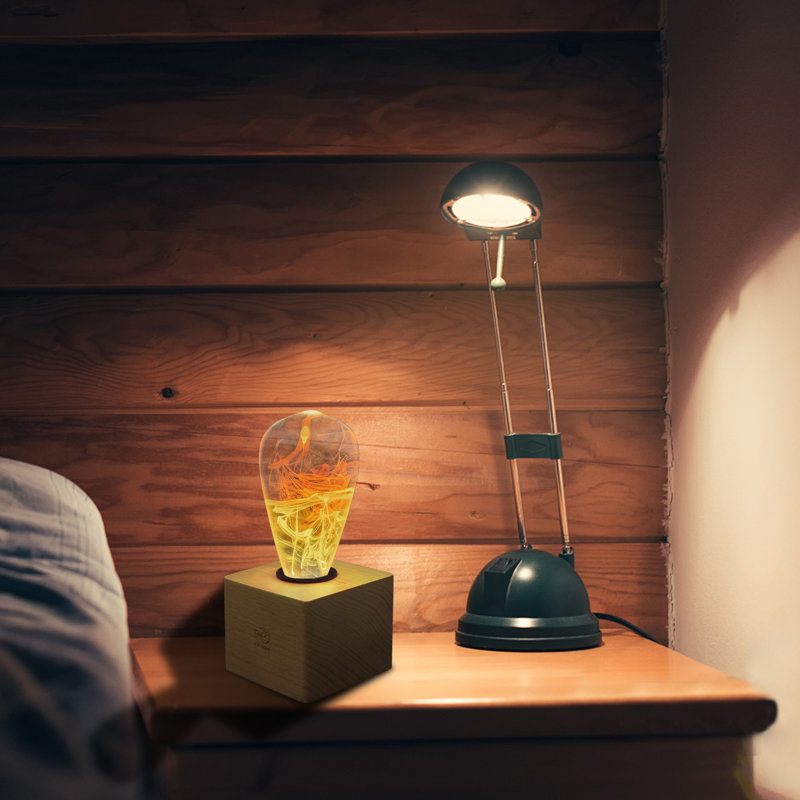 Lampe de table en bois 6,3 po