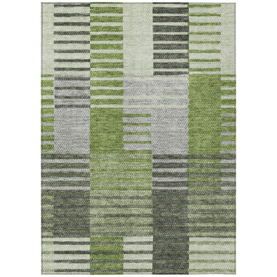 Tapis intérieur / extérieur rayé vert et olive 5 pi x 8 pi HomeRoots