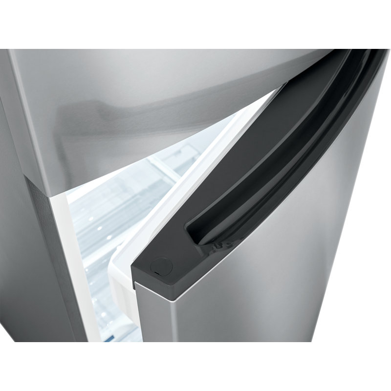 Réfrigérateur à congélateur supérieur 28 po avec portes à fermeture automatique ENERGY STAR de Frigidaire Series 28 po