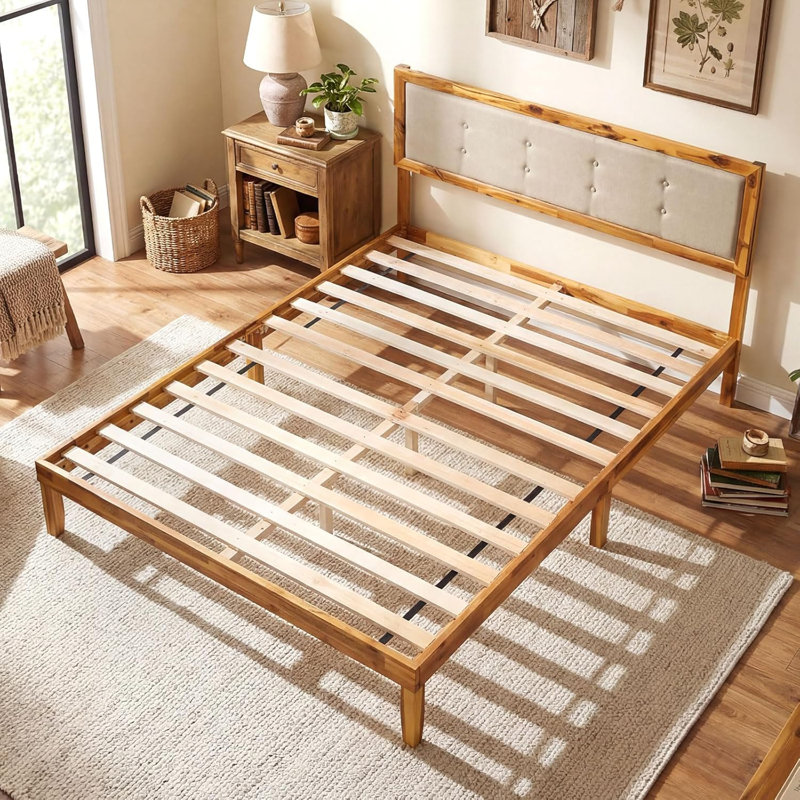 Bed, 162 x 208 cm