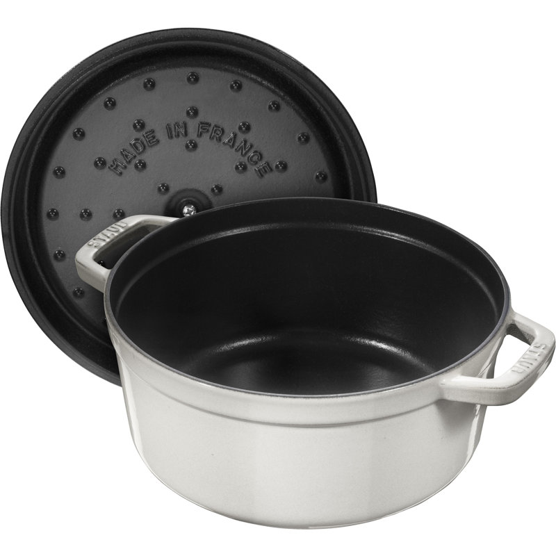 La Cocotte Cast Iron Round Cocotte, 5.5 quarts, White Truffle
