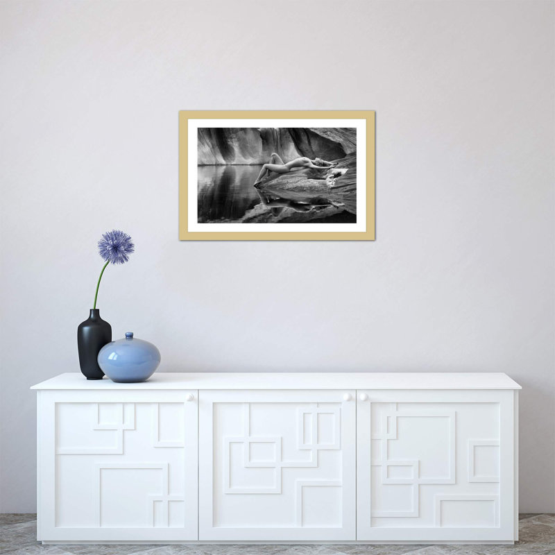 « lieu des rêves », impression sur toile, H 16 po x l 24 po x P 1 po, Papier encadré doré