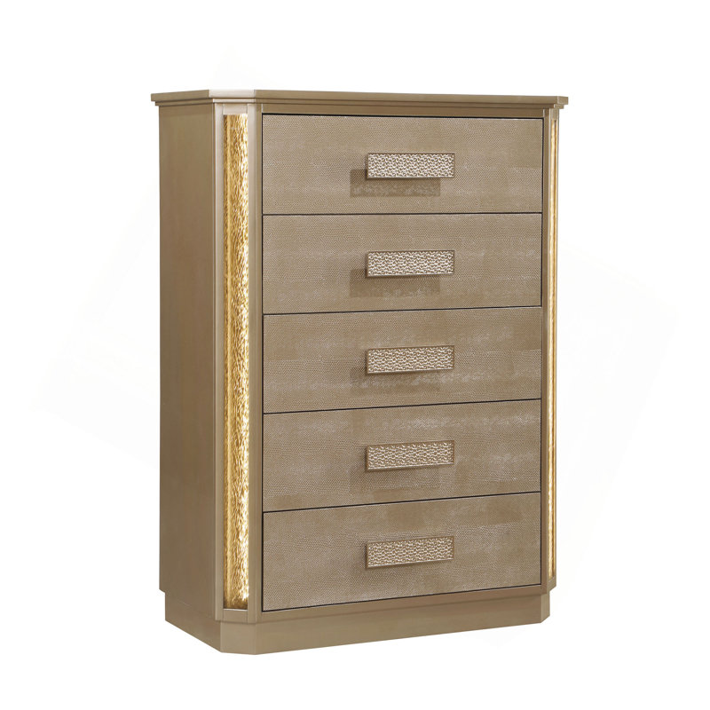 Commode Medusa en bois doré