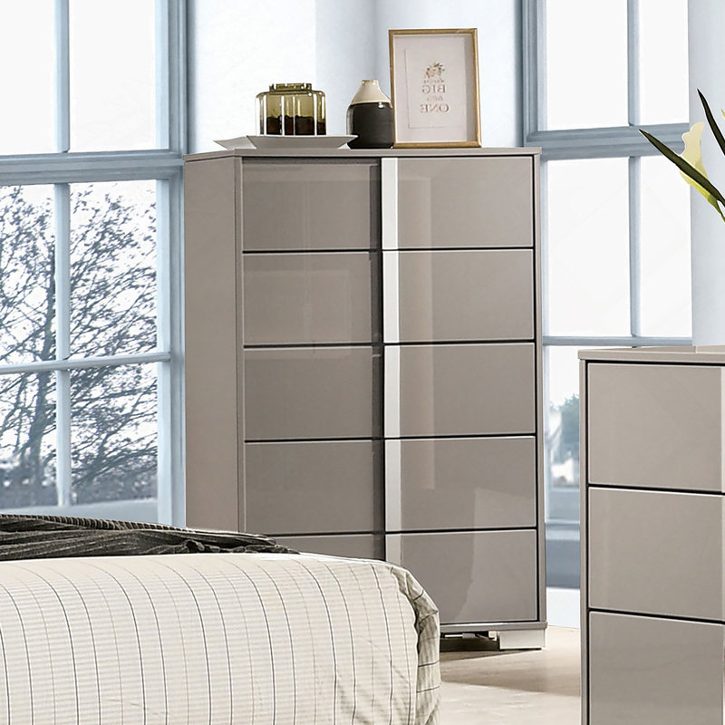 Meuble de chambre 1pc avec finition UV de style contemporain avec pieds chromés et poignées verticales
