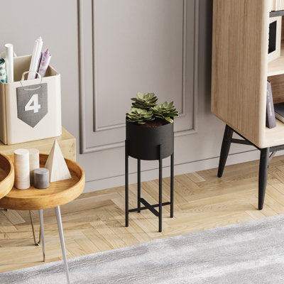 Élégant pot décoratif noir, 9,1 po x 18,9 po | Fabrication 100% métal, poids léger à 2,1 lb | Parfait pour les plantes d'intérieur, les décorations modernes et les espaces de bureau, aucune installation requise, conception élégante et durable