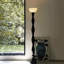 Blanc + verre noir + lampes sur pied sans fer