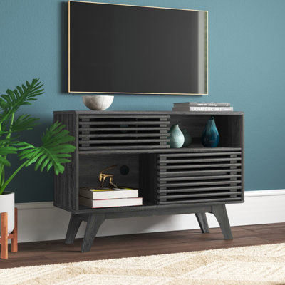 Render Two-Tier Display Stand