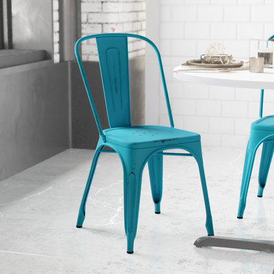 Chaise d'appoint empilable en métal Lily