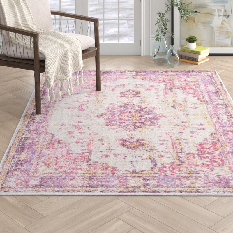 Tapis rose Romina, Rectangle 3 pi 11 po x 5 pi 11 po