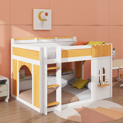 Lit superposé double au-dessus de double avec tablettes, fenêtre et portes