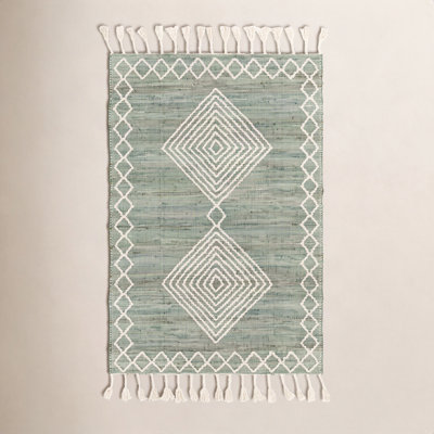 Rodriguez Hand-Woven Green Geometric Jute Rug