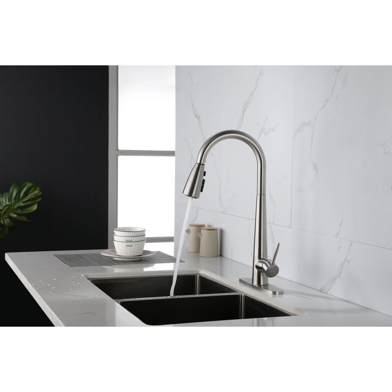 Robinet d'évier de cuisine à poignée simple rétractable, fabrication en acier inoxydable, finition nickel brossé, buse haute rotative à 360 °, trois types de débit d'eau pour le travail, gestion des leviers, surface rouillée