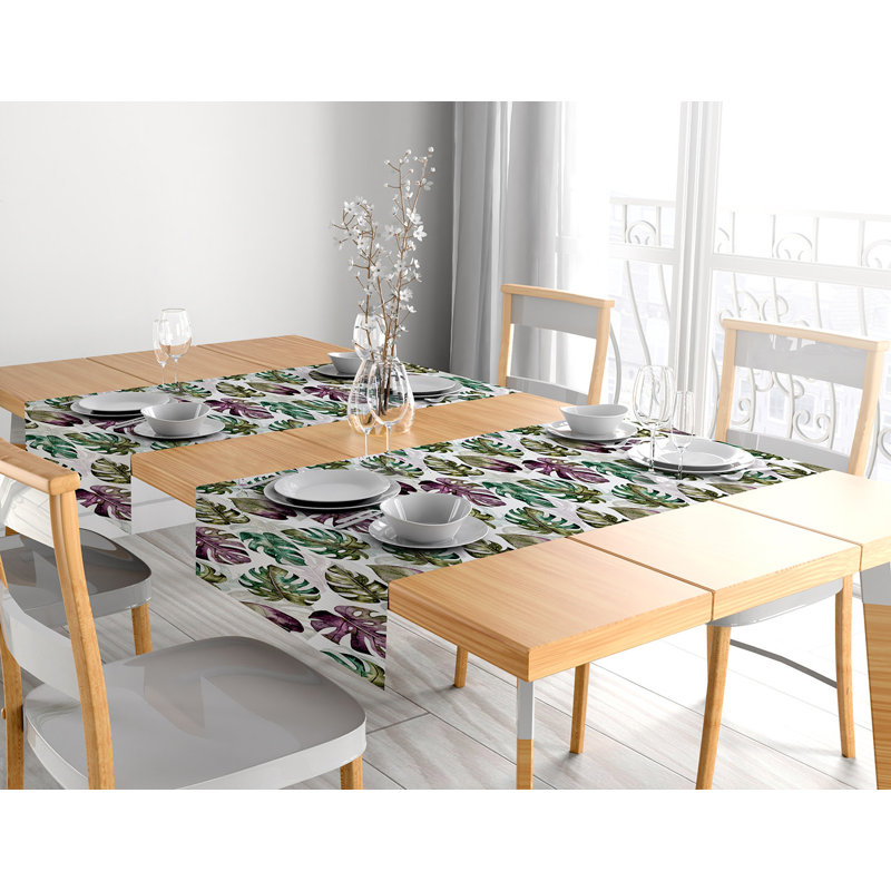 Karlstad Table Runner
