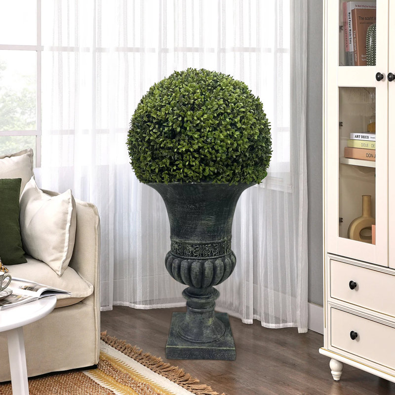 Topiaire 32 po Faux Eucalyptus