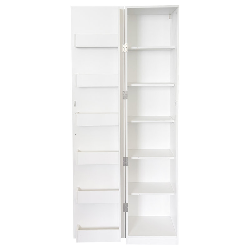 Garde-manger avec portes et tablettes