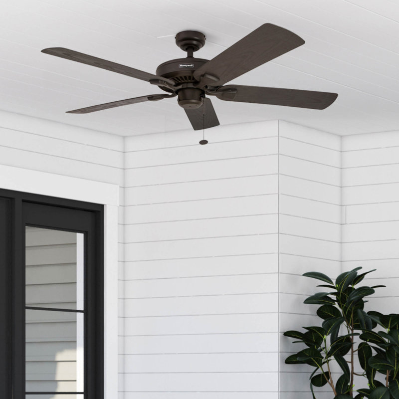 Ventilateur de plafond 52 po avec chaînette Belmar, Bronze avec pales au fini acajou