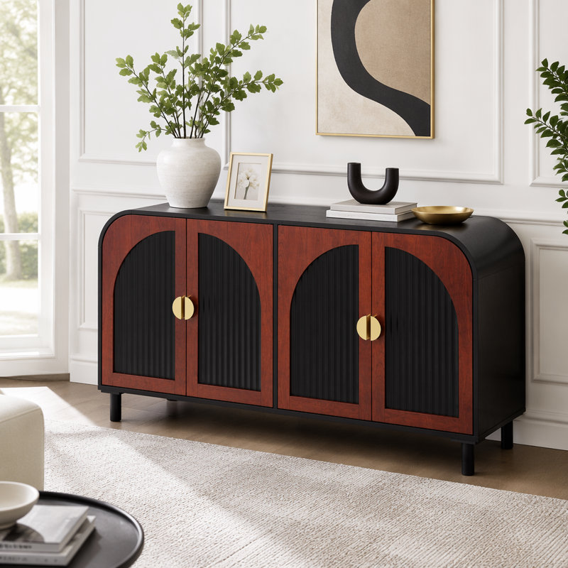 Buffet avec poignée en demi-lune dorée
