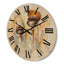 Souris assise sur une horloge murale en bois coquelicots-63903300