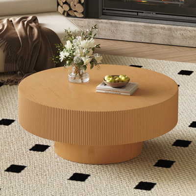 Table basse ronde élégante et facile à assembler, avec plateau de 17,3 cm d'épaisseur. Table d'appoint moderne en forme de tambour, table centrale minimaliste cannelée avec piètement robuste pour le salon, couleur naturelle.