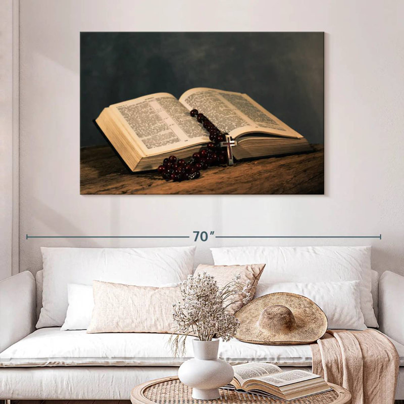 Rosaire Adella sur la bible, H 32 po x l 48 po