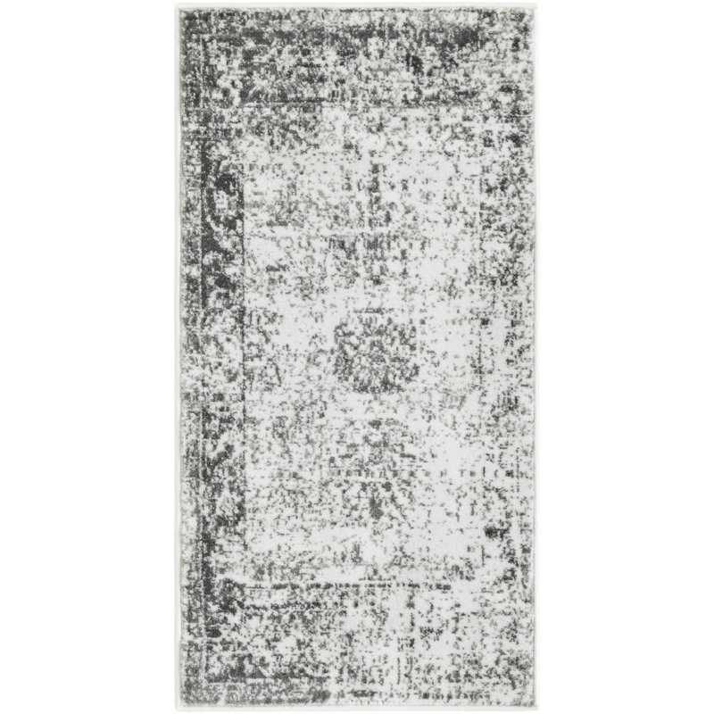 Anneliesse Oriental Indoor Rug, Rectangle 2' x 3'11"