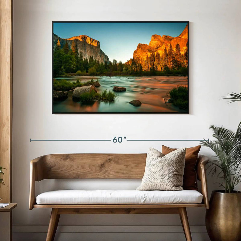 Placid Yosemite Waters, 46 po x 31 po, Cadre flottant noir