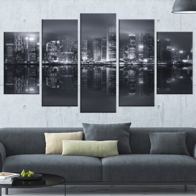 Hong Kong Black and White Skyline ' 5 Piece Wall Art on Wrapped Canvas Set -  Design Art, PT10980-373