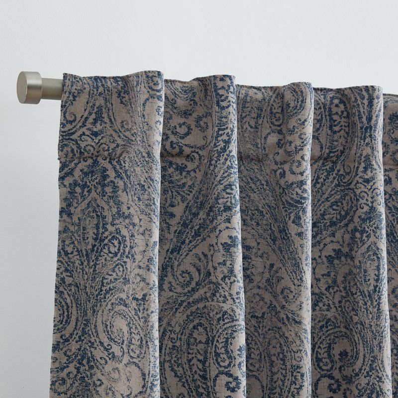 Rideau occultant en polyester Rodmur Paisley, L 52 po x L 95 po, Bleu