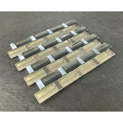 Carrelage mosaïque en métal et verre