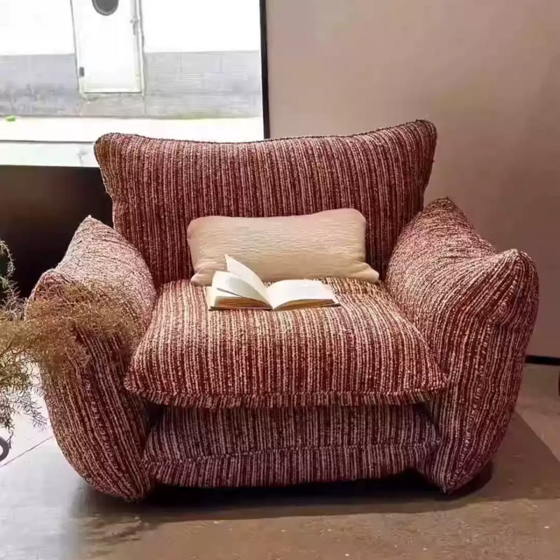 Ultra-minimalist Single Sofa, Red