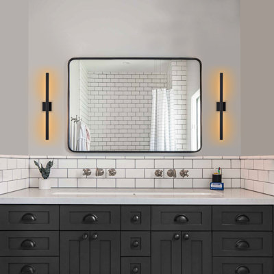 Jonavon LED Wall Light