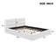 Grand lit plateforme tapissier-337960646