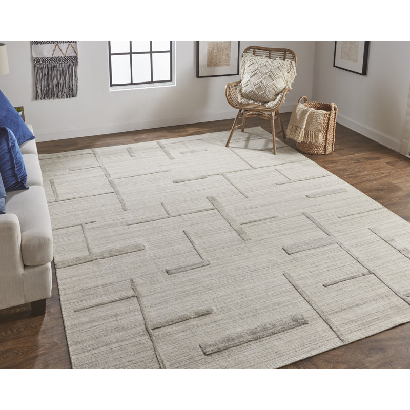 Thom Filicia Geometric Area Rug in Ivory, Rectangle 2' x 3'