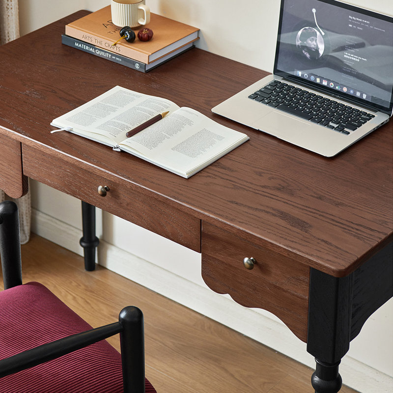 Bureau à 3 tiroirs en bois massif de style vintage exquis