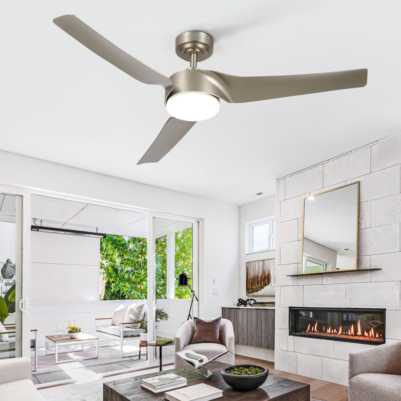 Ventilateur de plafond intelligent 52 po à 3 pales avec lumière DEL à intensité variable et télécommande, Noyer