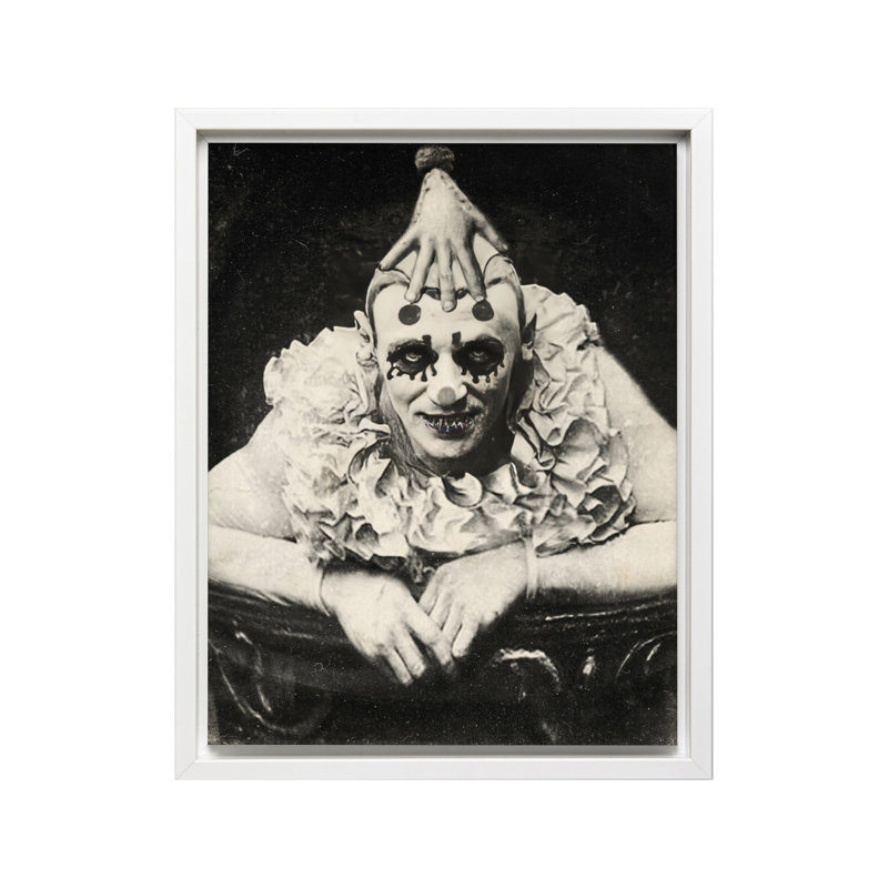 Clown de cirque, Canevas, H 12 po x l 16 po, Encadrement blanc