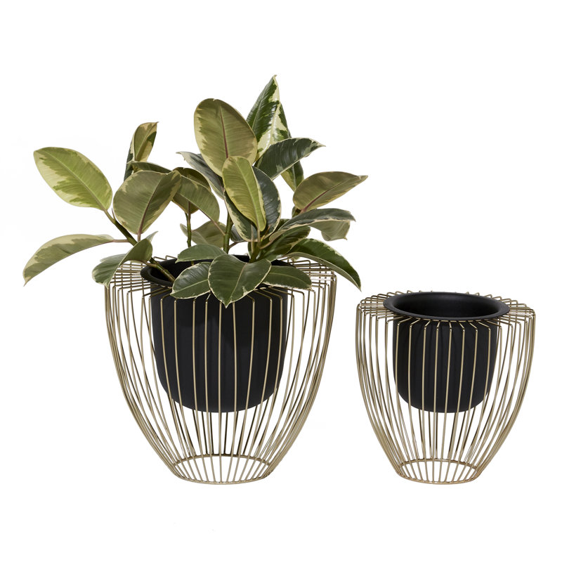 Dragutin Pot Planter