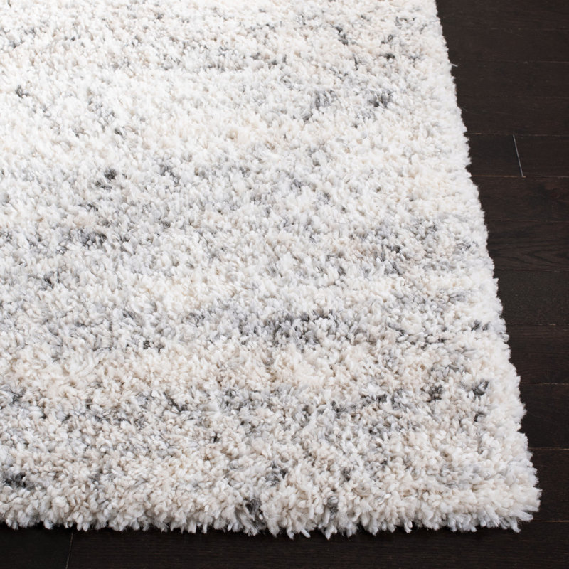 Higginson Geometric Machine Woven Polypropylene Area Rug in Ivory/Gray, Rectangle 2'4" x 3'11"